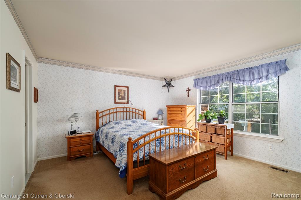 44976 Yorkshire Drive, Novi, MI — Photo 20
