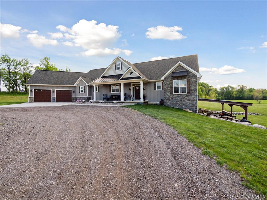 5330 VASSAR Road, Grand Blanc, MI 48439 — Photo 2