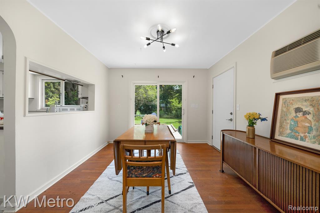 2519 DAYTON Drive, Ann Arbor, MI 48108 — Photo 7