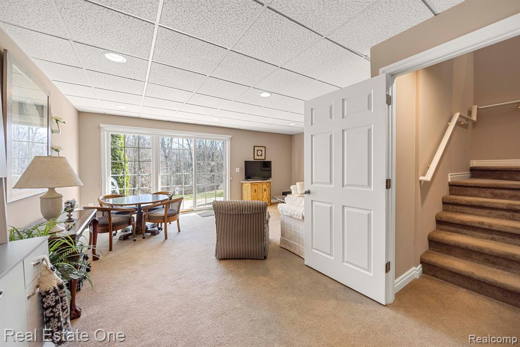 565 ANDOVER Court, Rochester Hills, MI 48306 — Photo 25