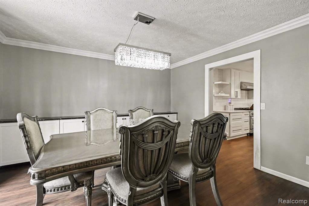 100 N Latson Road, Howell, MI 48843 — Photo 18