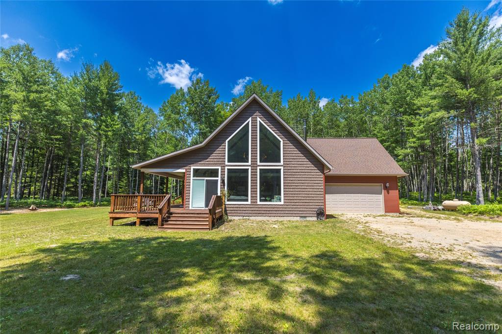 4345 Brenda Court, MI 48656 — Photo 2