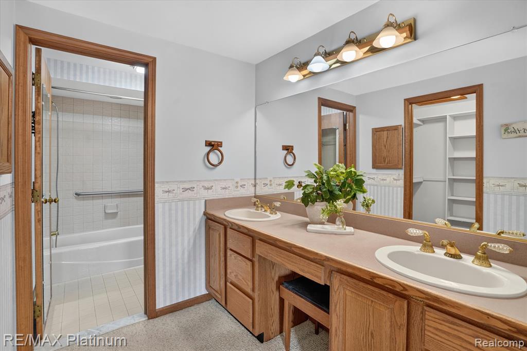 12273 Pinebrook Lane, South Lyon, MI 48178 — Photo 30
