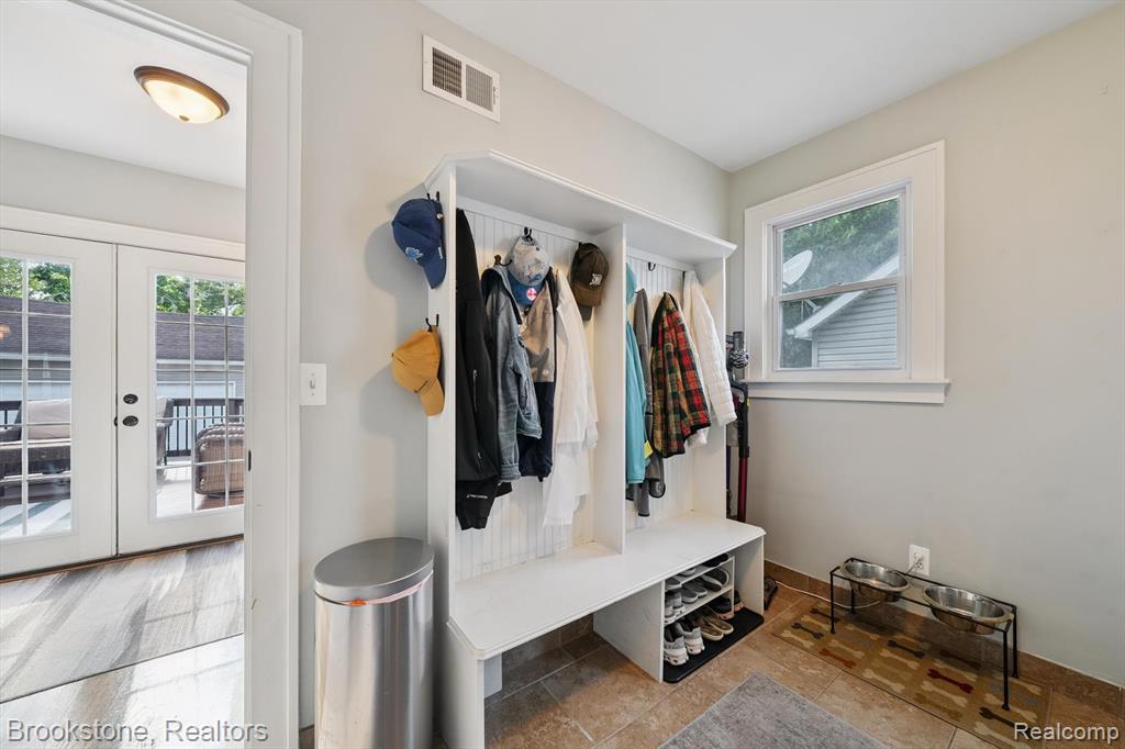 718 Irving Avenue, Royal Oak, MI 48067 — Photo 23