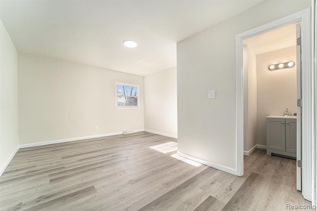24614 TAFT Road, Novi, MI — Photo 13