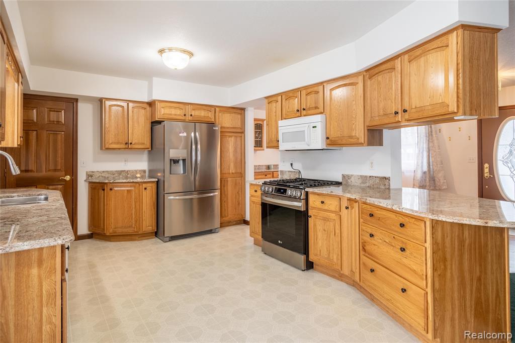 3123 3rd Street, La Salle, MI — Photo 15