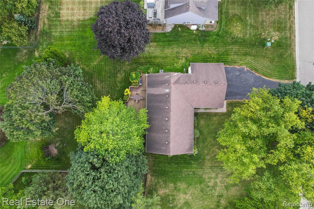 59652 Sunridge Drive, New Hudson, MI 48165 — Photo 38
