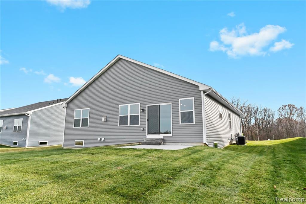 518 Jubilee Drive, Whitmore Lake, MI 48189 — Photo 32
