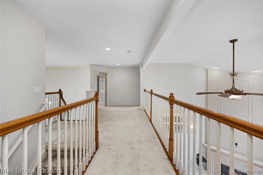 7083 Chatham Court, West Bloomfield, MI — Photo 43