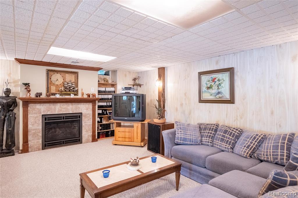 54810 Blue Cloud Drive, Shelby Twp, MI 48315 — Photo 33