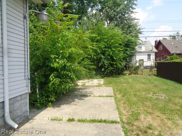 10074 Beechdale Street - Photo 5