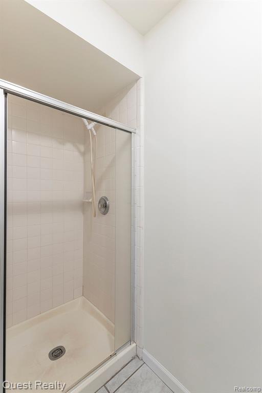 108 MAPLEGROVE Drive, Clawson, MI — Photo 15