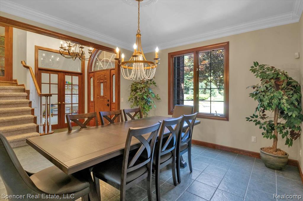 10145 Creekwood Trail, Davisburg, MI 48350 — Photo 11