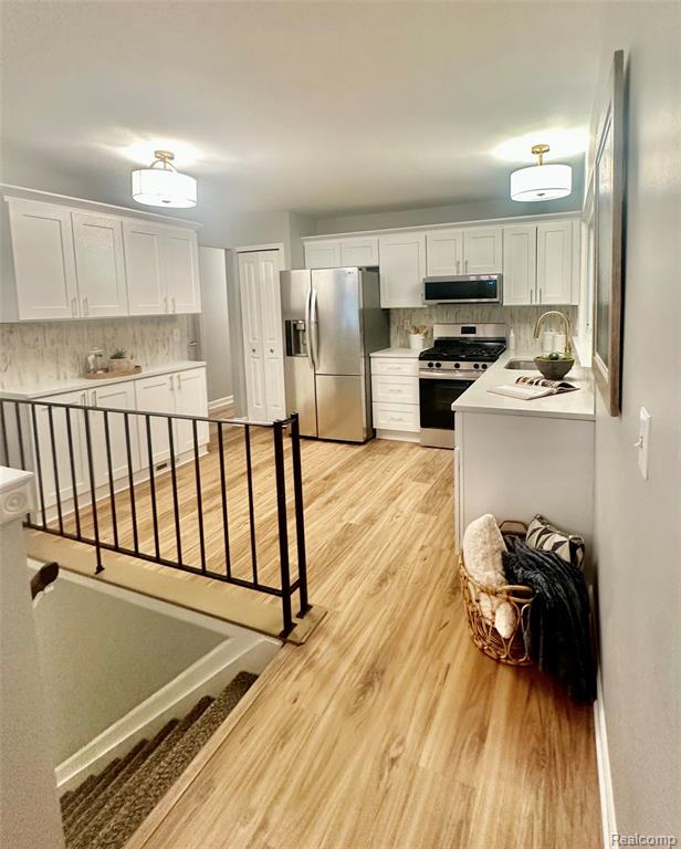 5783 Williamsburg Court, Waterford, MI 48327 — Photo 24