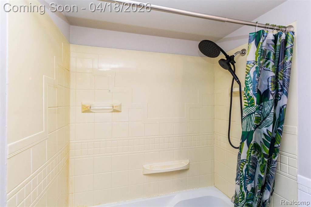 11583 Broadview Street, Hartland, MI 48353 — Photo 27