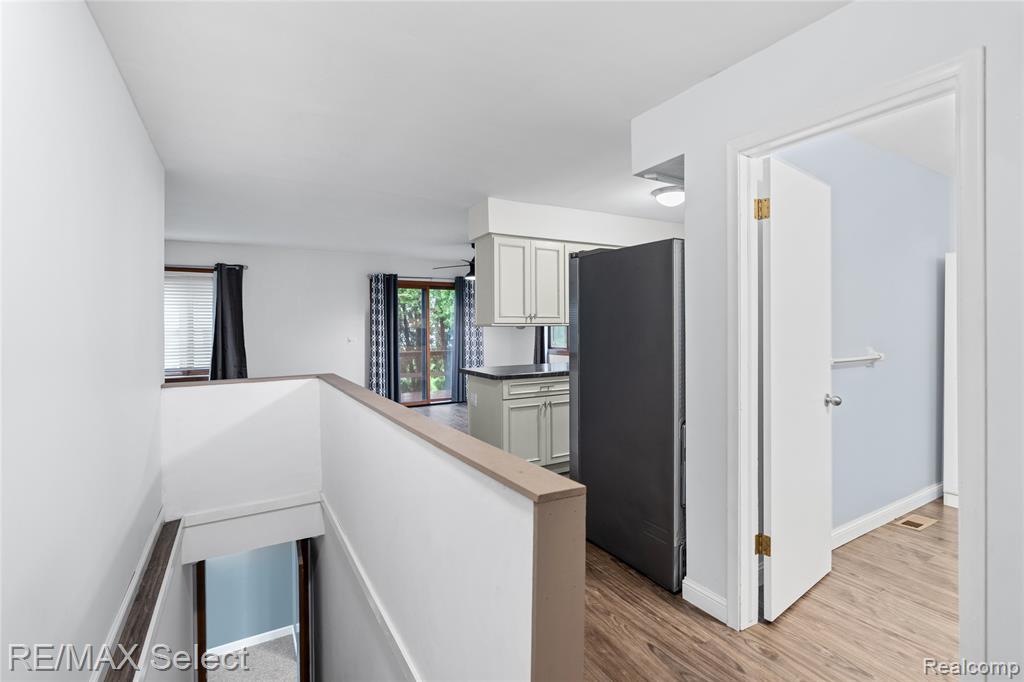 580 Oakbrook Circle, Flushing, MI 48433 — Photo 23