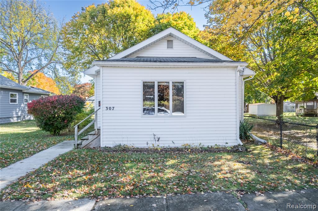 307 Center Street, Holly, MI 48442 — Photo 16