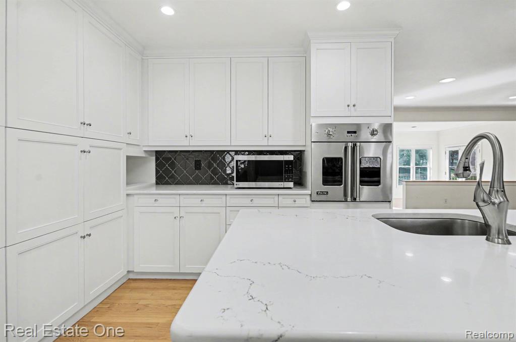 5840 Inkster Road, West Bloomfield, MI 48323 — Photo 24