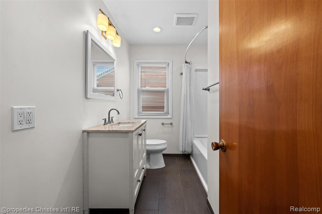 4121 Amherst Road, Royal Oak, MI 48073 — Photo 16