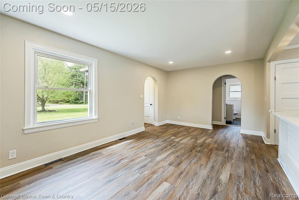 55901 Pontiac Trail Court, New Hudson, MI 48165 — Photo 9