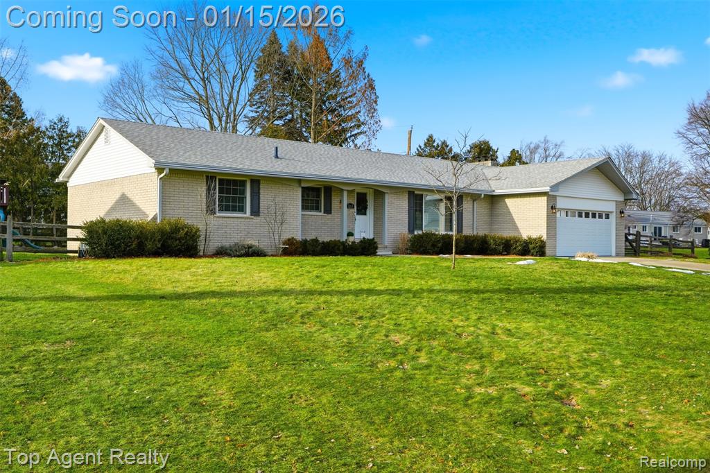 5267 Rostraver Court, Shelby Twp, MI 48316 — Photo 4