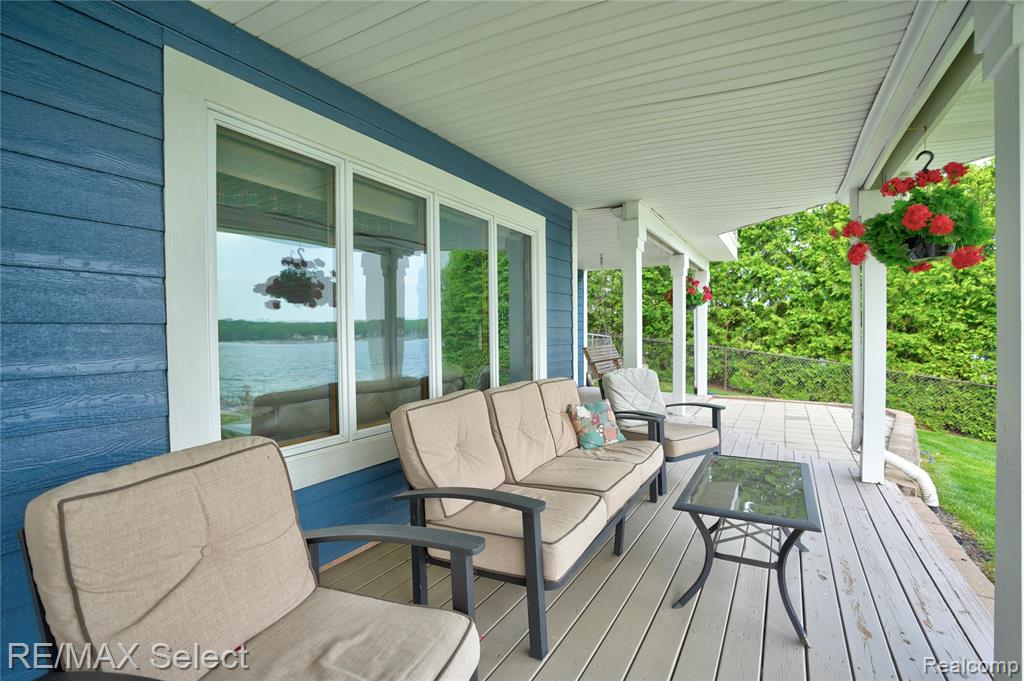 7457 Haviland Beach Drive, Linden, MI 48451 — Photo 8