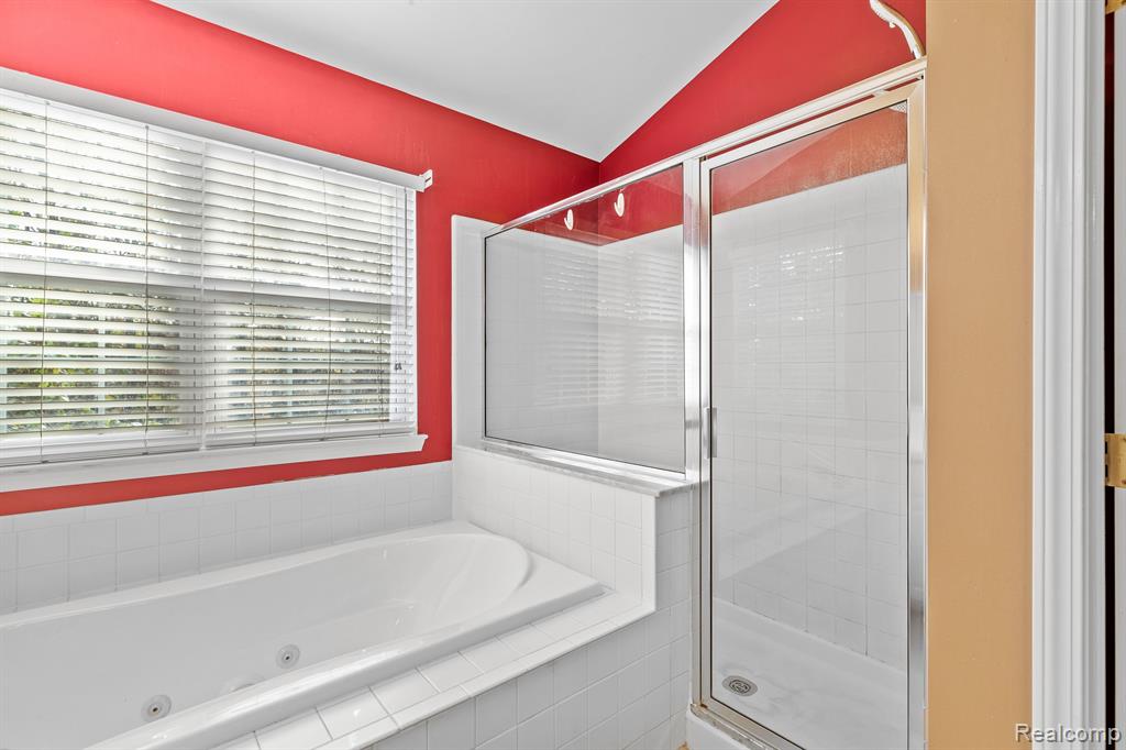 1095 APPALOOSA Court, South Lyon, MI 48178 — Photo 33