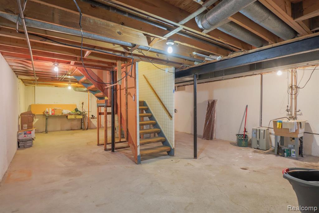 1816 SHIRE, Royal Oak, MI 48073 — Photo 23