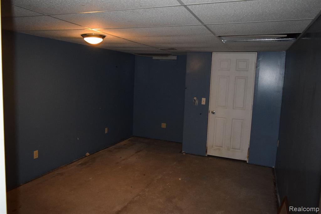 4440 N ELMS Road, Flushing, MI 48433 — Photo 16