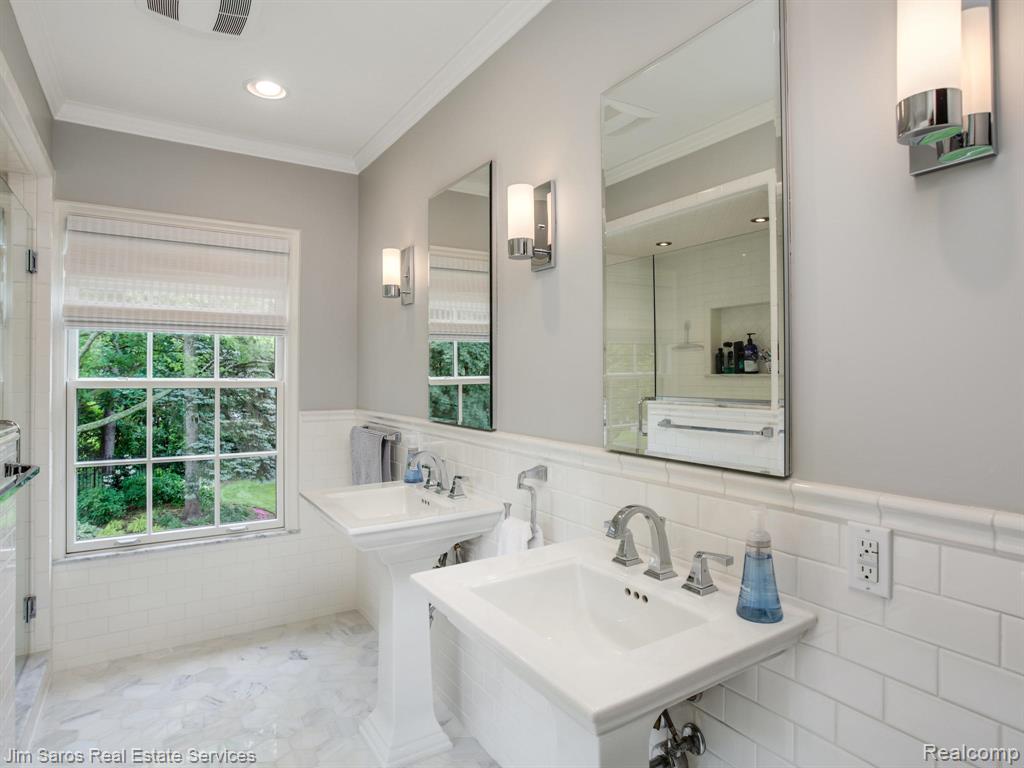 688 Balfour Street, Grosse Pointe Park, MI 48230 — Photo 25