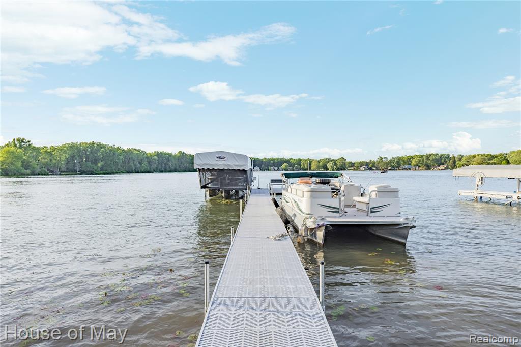 10890 Hillway Drive, White Lake, MI — Photo 50