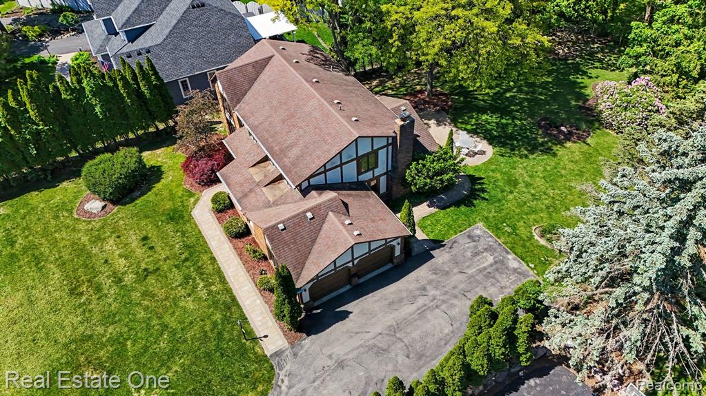 8019 Deerwood Road, Clarkston, MI 48348 — Photo 29