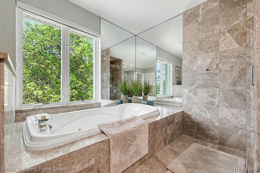 2560 Browning Drive, Lake Orion, MI — Photo 17
