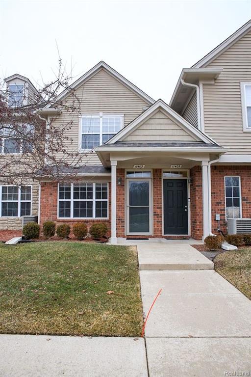 11405 N Woods Drive, Shelby Twp, MI 48317 — front exterior