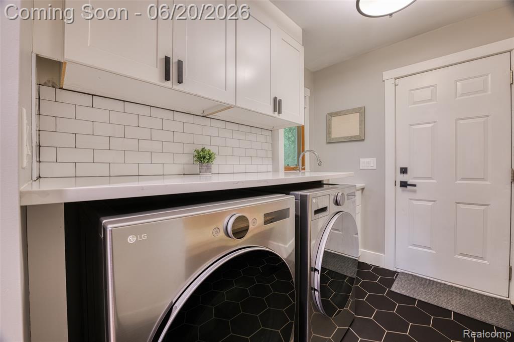 5901 Ford Road, Commerce Twp, MI 48382 — Photo 9