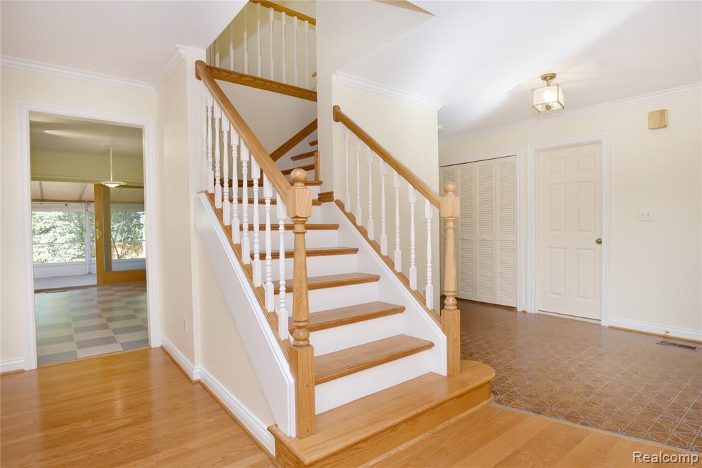 4451 Cypress Drive, Troy, MI 48085 — Photo 21