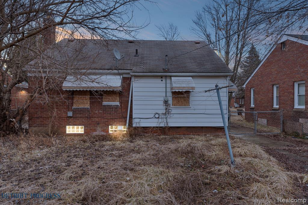 8865 GREENVIEW Avenue, Detroit, MI 48228 — Photo 20