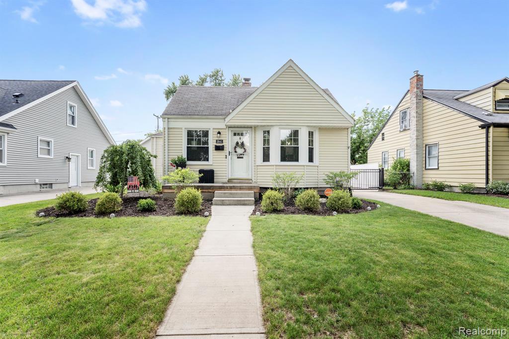 2841 Royal Avenue, Berkley, MI 48072 — Photo 2