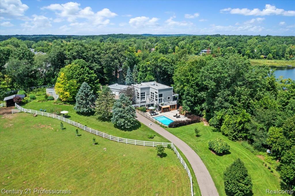 5255 Oak Hill Trail N, Commerce Twp, MI 48382 — Photo 59