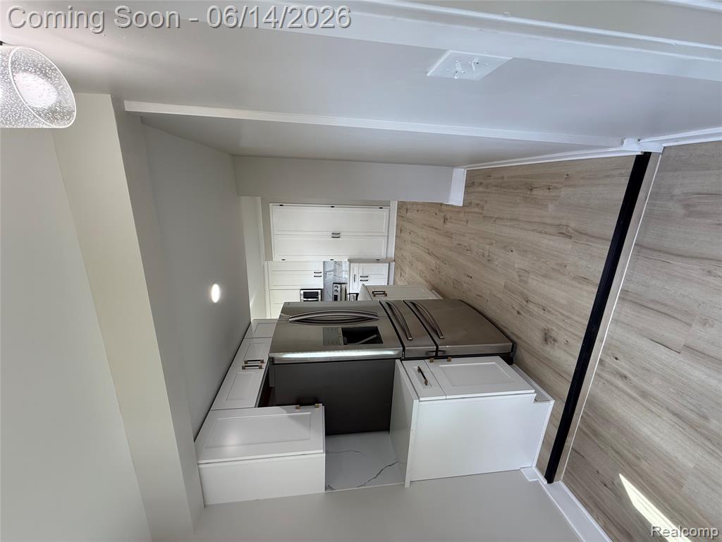 27390 Elmhurst Street, Roseville, MI 48066 — Photo 13