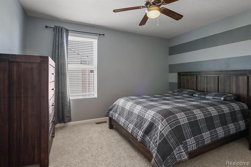 49621 BLOOMSBURY Lane, Macomb, MI 48044 — Photo 20