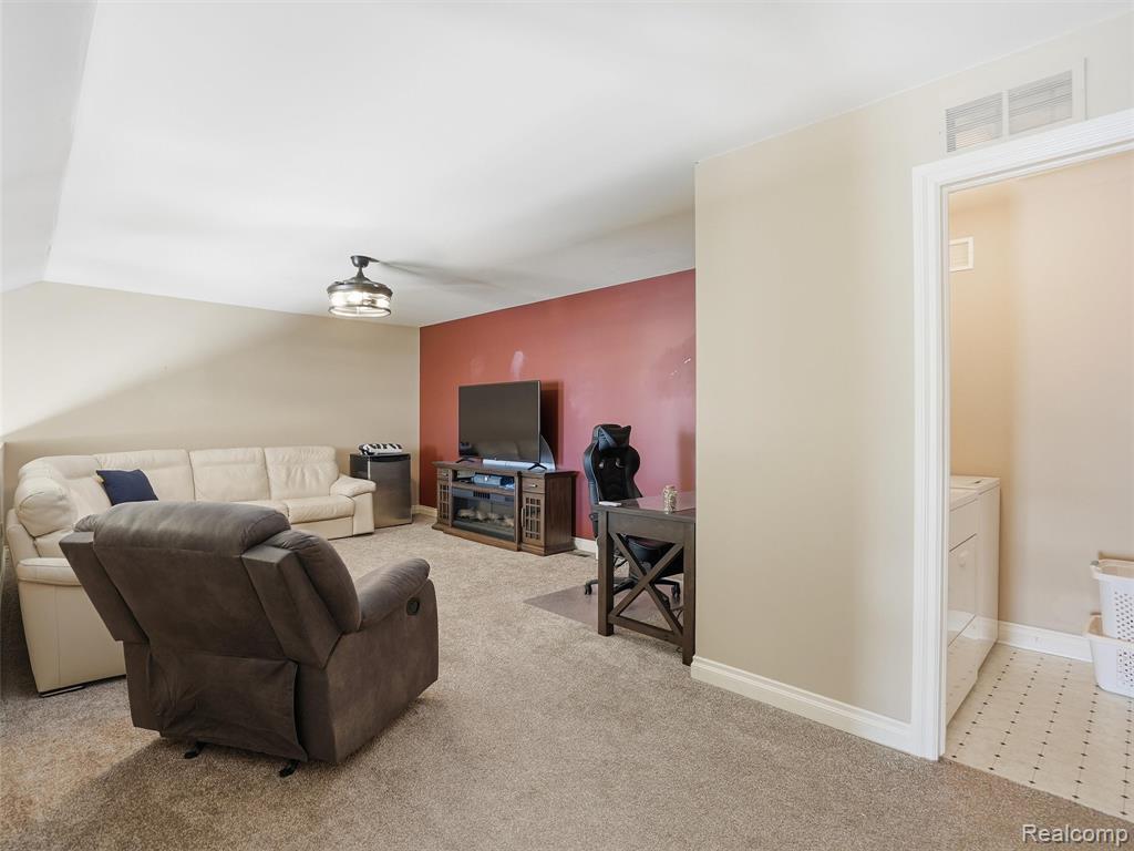 53731 Champlain Street, Macomb, MI 48042 — Photo 23