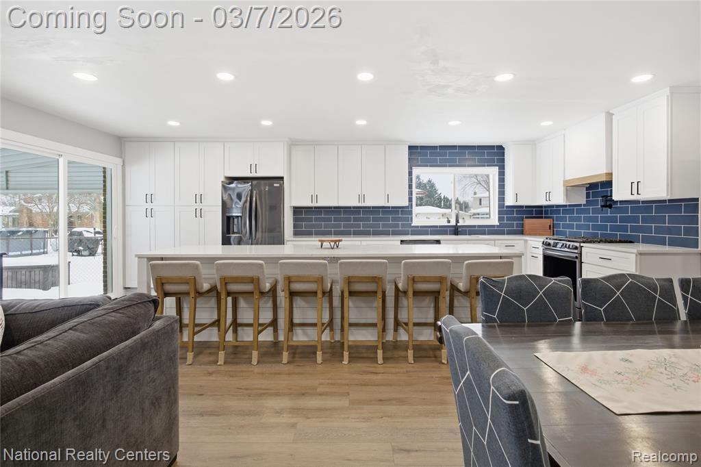 43086 Versailles Road, Canton, MI 48187 — Photo 8