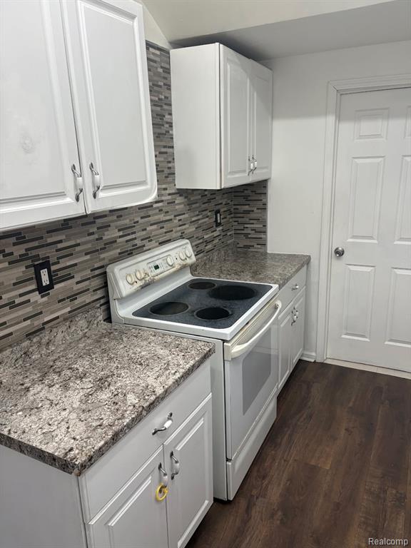 438 S Marshall Street, Pontiac, MI 48342 — Photo 2