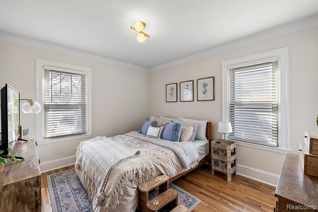 915 FARMDALE Street, Ferndale, MI 48220 — Photo 12