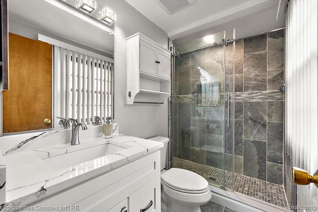 41501 Ladywood Court, Northville, MI 48168 — Photo 26