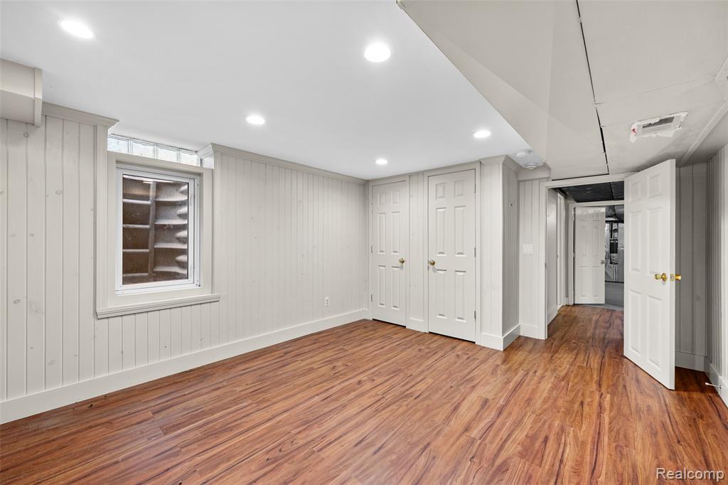 194 Charlevoix Avenue, Grosse Pointe Farms, MI 48236 — Photo 44
