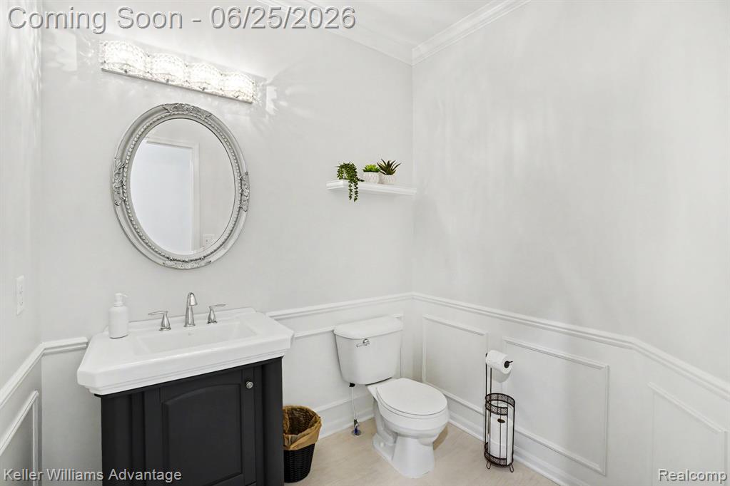 54525 Brentwood Drive, South Lyon, MI 48178 — Photo 20