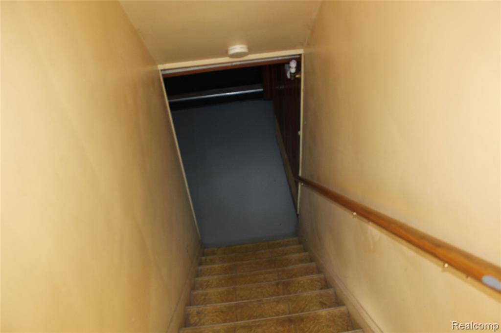 20310 Annchester Road, Detroit, MI 48219 — Photo 10