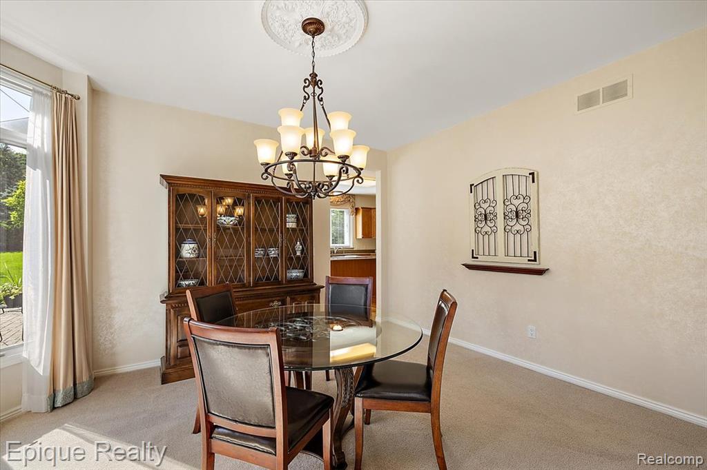 5675 Golf Pointe Drive, Clarkston, MI 48348 — Photo 13